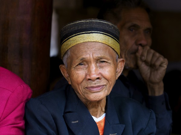 Old man, portrait, in festive clothes, funeral ceremony, Tana Toraja, Sulawesi, Indonesia, Asia
