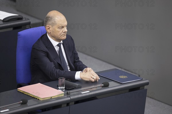 Olaf Scholz (SPD), Federal Chancellor, in the plenary session of the German Bundestag in Berlin, 26