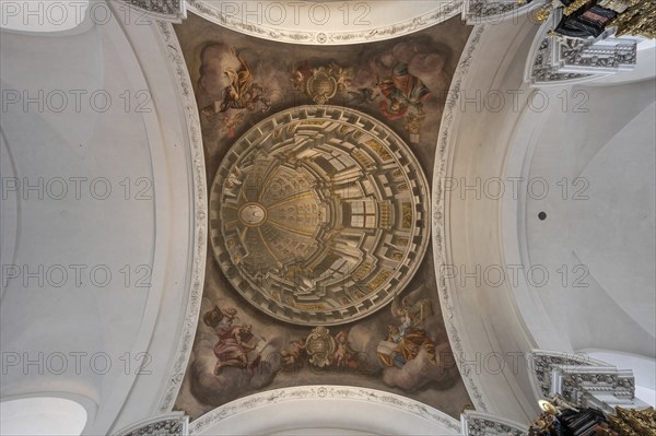 Painted false dome, painted in 1716 by Francesco Marchini, Baroque church of St Martin, built in