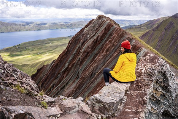 Female hiker in the Peruvian Andes, Pallay Punchu Rainbowmountain, Layo, Peru, South America
