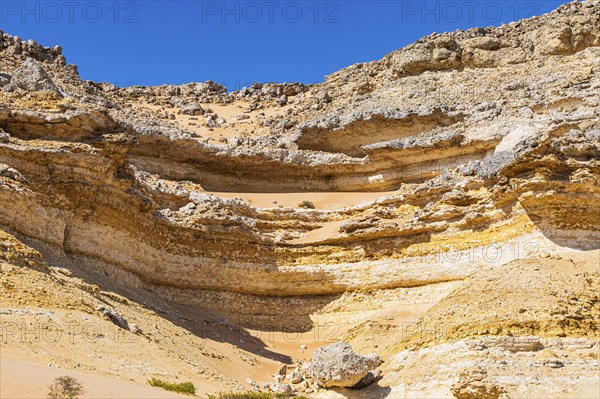 Eroded rock landscape at a fossilised reef edge, Huqf stone desert, Arabian Peninsula, Sultanate of