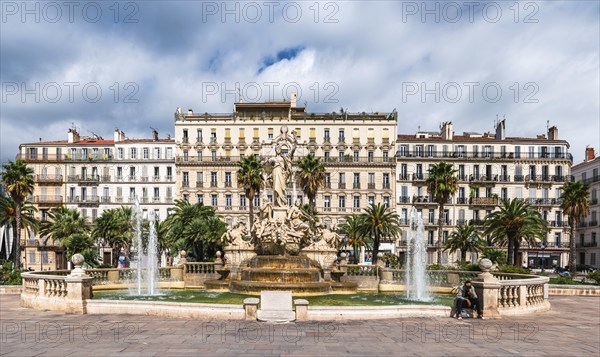 Fontaine de la Federation, Place de la Liberte, Toulon, France, Europe