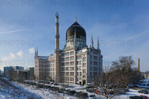 Yenidze in winter, formerly a cigarette factory, is now an office block with a restaurant and 1001