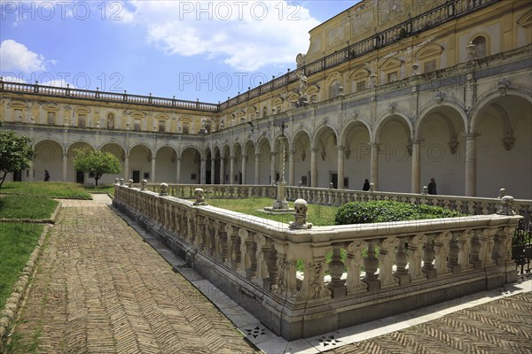 Large cloister of the Certosa di San Martino on Vomero above Naples, Campania, Italy, Europe