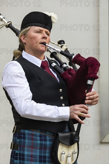 Bagpiper, musician, music concert, Sigmaringen, Baden-Württemberg, Germany, Europe
