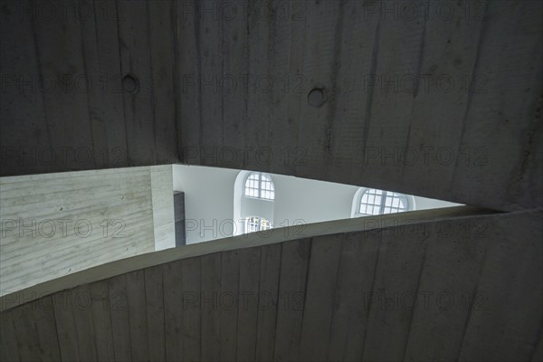Archive of the avant-gardes