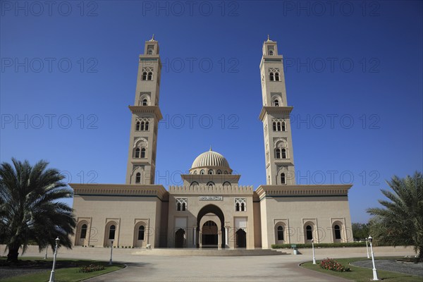 Mosque of Bahla. The oasis town of Bahla is one of the oldest royal cities in Oman