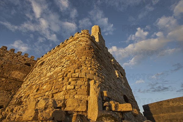 VMorning light, super wide angle, Venetian sea fortress, Koules, Morosini, harbour, blue sky, white