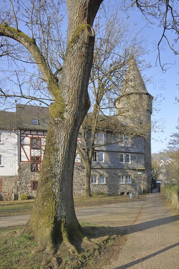 Historic fortified defence tower Dillturm am Stadtpark, Herborn, Hesse, Germany, Europe