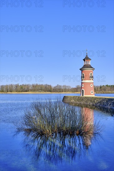 The Moritzburg lighthouse on the Moritzburg pond was erected in the 18th century under Elector