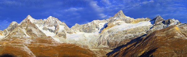 Obergabelhorn, 4063 m, Zinalrothorn, 4221 m, Valais Alps, Valais, Switzerland, Europe