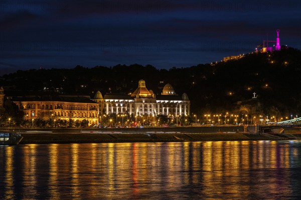 Budapest by night, Hotel Gellert, Hungary, Europe