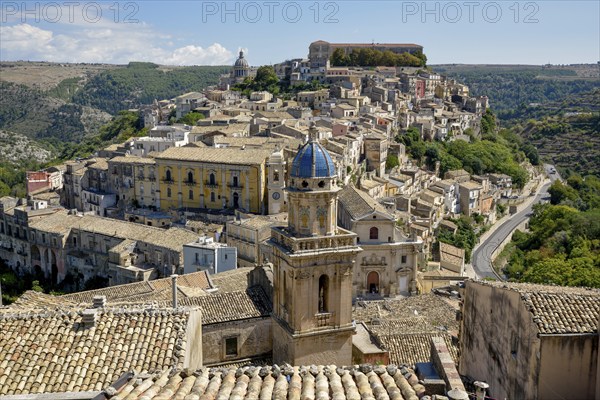 View from Ragusa Superiore to Ragusa Ibla, historical district of Ragusa, province Ragusa, Sicily,