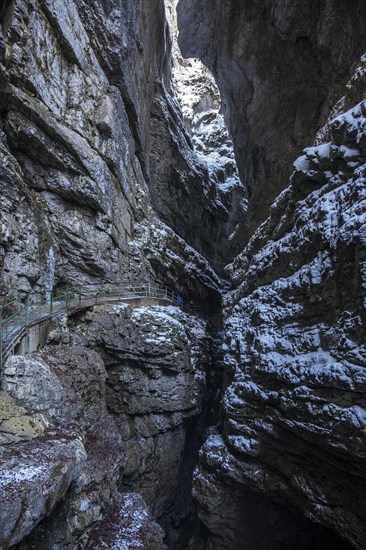 Winter, snowy landscape, hiking trail through the Breitachklamm gorge near Oberstdorf, Oberallgäu,