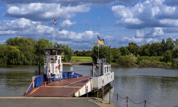 The Main ferry from Seligenstadt to Karlstein, Seligenstadt, Hesse, Germany, Europe