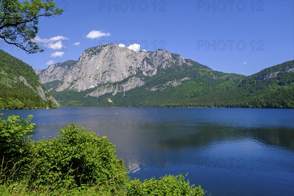 Lake Altaussee, Altaussee, back Trisslwand, Salzkammergut, Styria, Austria, Europe