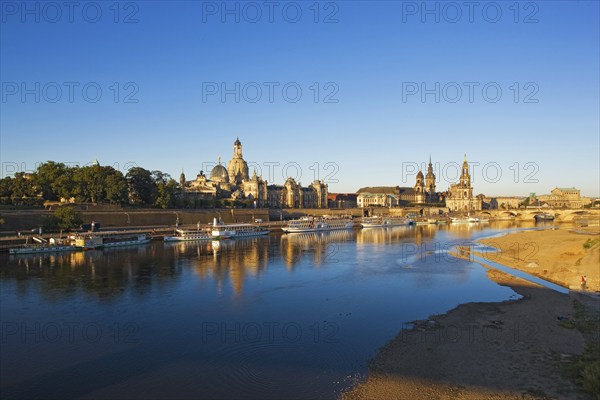 DEU Saxony Dresden Dresden Silhouette