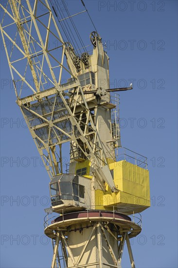 Loading crane, harbour, Szczecin, West Pomeranian Voivodeship, Poland, Europe