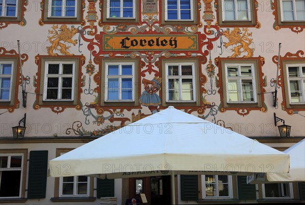 Painted house façade of the Loreley restaurant in the town centre, Coburg, Upper Franconia,