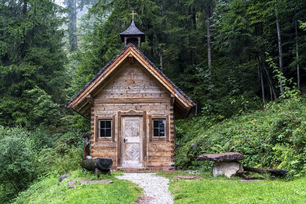 Wooden chapel at the Hüttling hiking car park, Going am Wilden Kaiser, Tyrol, Kufstein, Wilder