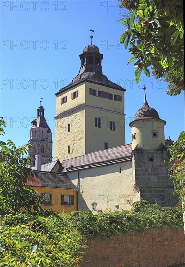 Germany, Middle Franconia, town of Weissenburg, the Ellinger Gate and the steeple of St Andrew's
