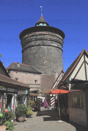 In the historic centre of Nuremberg, in the Handwerkerhof, Franconian restaurants and