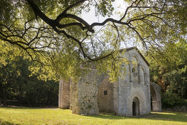 Old chapel, Notre-Dame du Val des Nymphes, La Garde-Adhémar, Plus beaux villages de France,