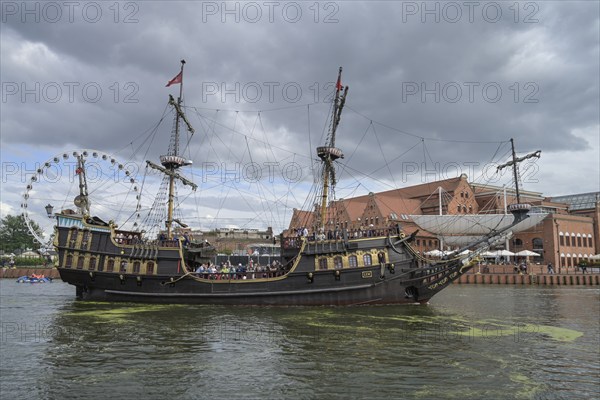 Replica pirate ship excursion boat Lew on the Motlawa, Old Town, Gdansk, Pomeranian Voivodeship,
