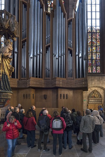 Guided tour of the Sebaldus Church, Nuremberg, Middle Franconia, Bavaria, Germany, Europe
