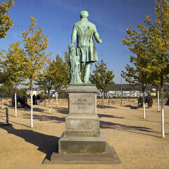 Ernst Moritz Arndt Monument by Bernhard Afinger, Alter Zoll, Bonn, North Rhine-Westphalia, Germany,