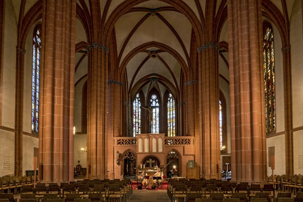 Church of Our Lady, Gothic hall church, interior, nave with cross vault, arcades, altar, rood