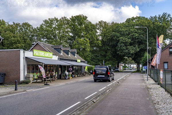 Green border, border crossing without controls, north of Straelen near Arcen NL, from the