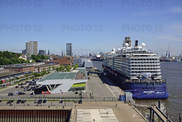 Germany, Hamburg, harbour, cruise ship, Mein Schiff 6, Europe
