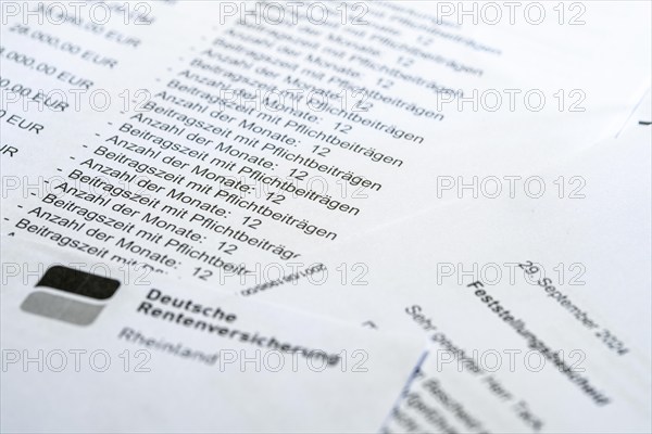 Symbolic image pension, pension information, assessment notice on contributions made to the