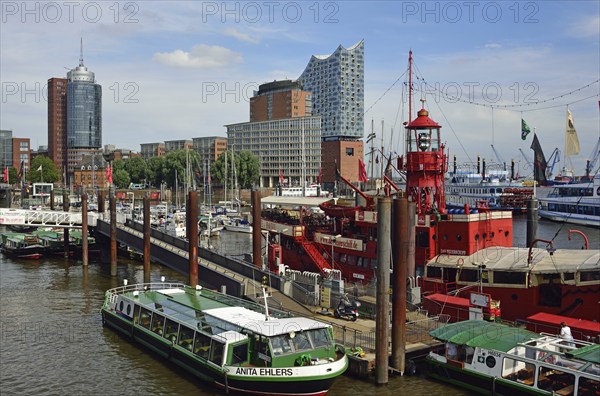 Germany, Hamburg, HafenCity, Kehrwiederspitze, Elbphilharmonie, Europe