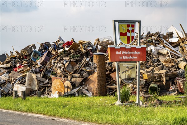 Flood at the Erft, at the end of the district Bliesheim, Erftstadt, the household rubbish was