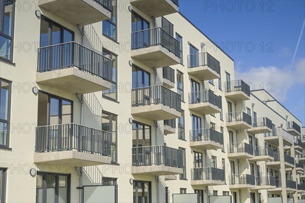 New BUWOG apartment building, Insel Gartenfeld, Heinrich-Hertz-Straße, Haselhorst, Spandau, Berlin,