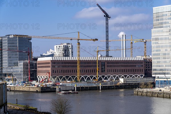 Final construction work on Westfield Hamburg-Überseequartier, Hafencity Hamburg, new district on