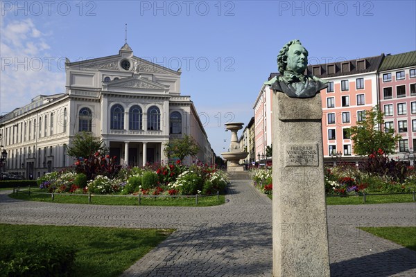 Europe, Germany, Bavaria, Munich, Staatstheater am Gärtnerplatz, Monument to Friedrich von Gärtner,