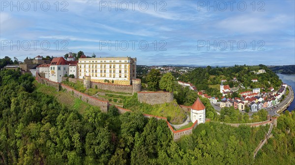 Veste Oberhaus, built 1219-1800, on the right Ilzstadt with the mouth of the river Ilz, aerial