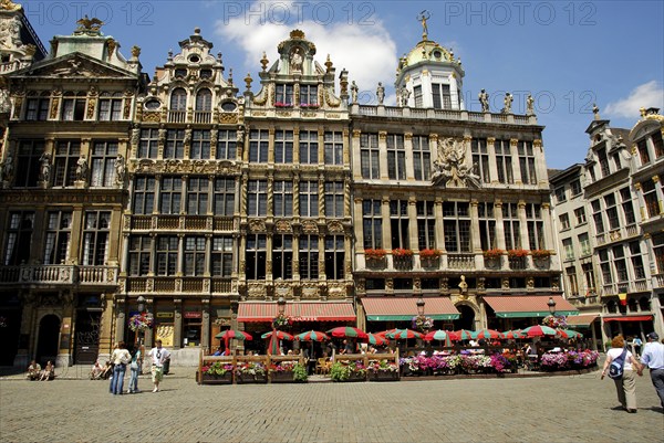 Guildhalls and restaurants, Guildhall, Town Hall Square, Rathausplatz, Old Town, Brussels, Belgium,