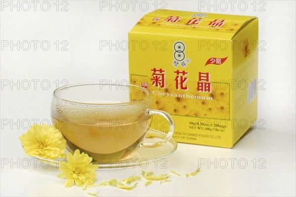 Cup chrysanthemum tea (chrysanthemum hybrid)