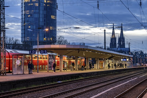 Cologne Trade Fair Centre/Deutz, Platform, Cologne Cathedral, Cologne, North Rhine-Westphalia,