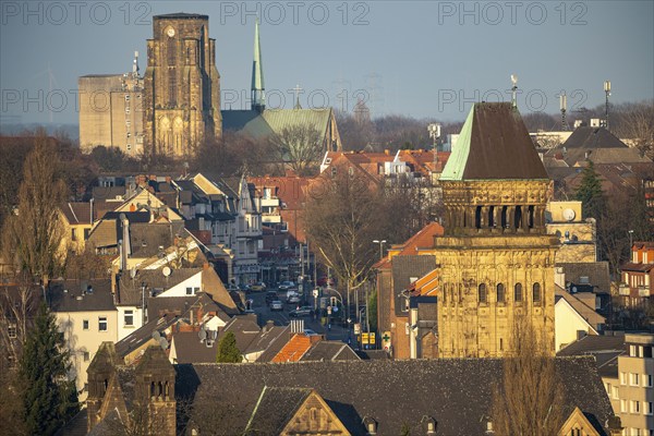Panoramic view in north direction over Gelsenkirchen, district Buer, Horster Straße, in front tum