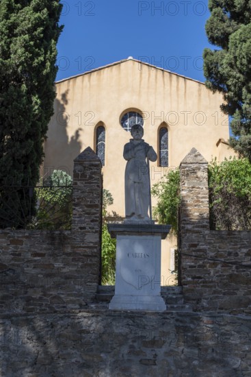 Statue of St Francis de Paola, patron saint of Bormes-Les-Mimosas, Provence-Alpes-Côte d'Azur,