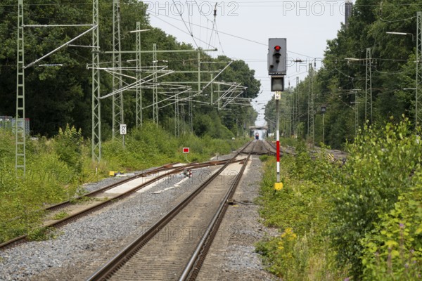 Signal, tracks and train, Dülmen, Münsterland, North Rhine-Westphalia, Germany, Europe