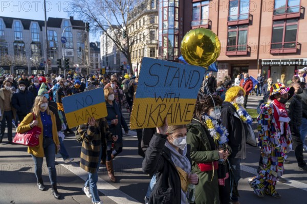 Peace demonstration against the war in Ukraine, instead of the Rose Monday parade in Cologne, with