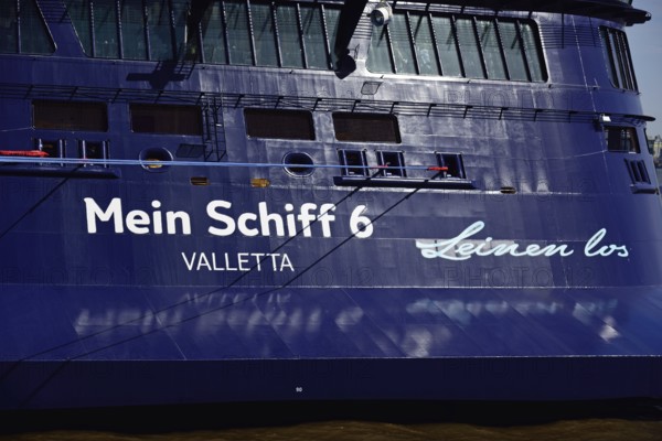 Germany, Hamburg, harbour, cruise ship, Mein Schiff 6, Europe