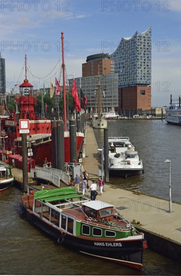 Europe, Germany, Hamburg, Elbe, HafenCity, Kehrwiederspitze, glass facade, Elbe Philharmonic Hall,