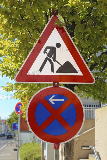 Traffic sign 123, construction work, construction site, traffic sign, absolute stopping ban, road